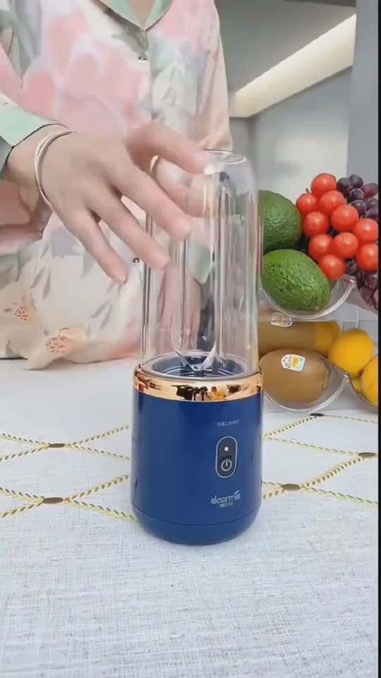 Licuadora Portátil Recargable USB – 6 Cuchillas, Batidos y Jugos en Cualquier Lugar